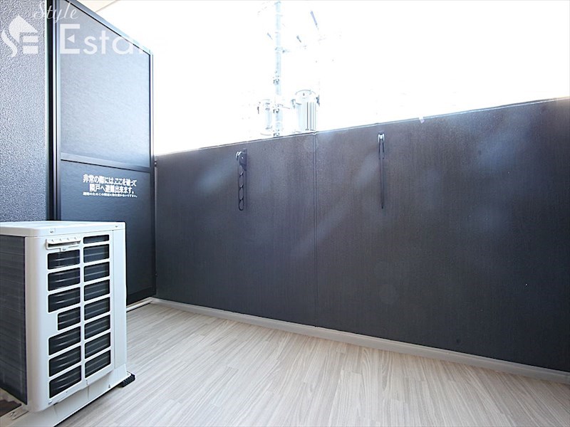 バルコニー　バルコニー