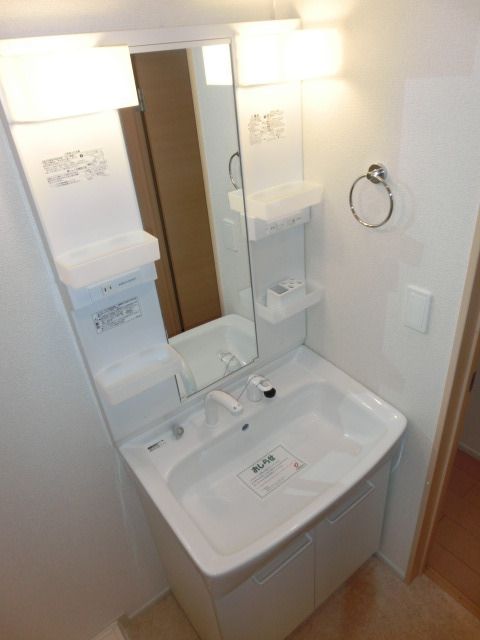 洗面設備　独立洗面台（同タイプ）