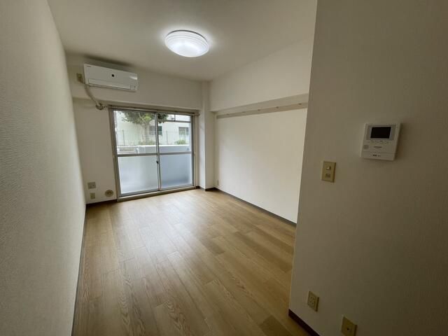 居室・リビング　別号室参照画像