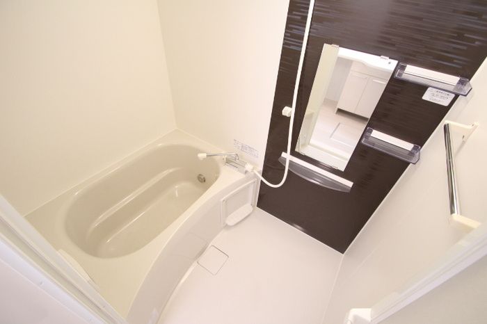 バス・シャワールーム　☆ゆったりくつろげるお風呂☆