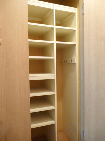 玄関　★収納豊富なシューズＢＯＸ★