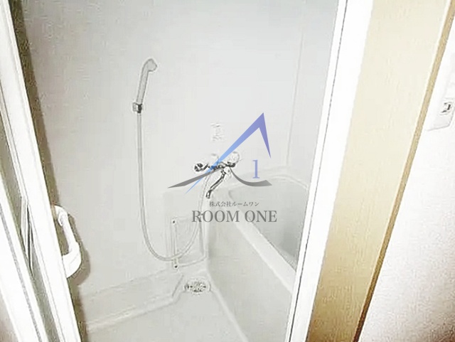 バス・シャワールーム　お風呂です。