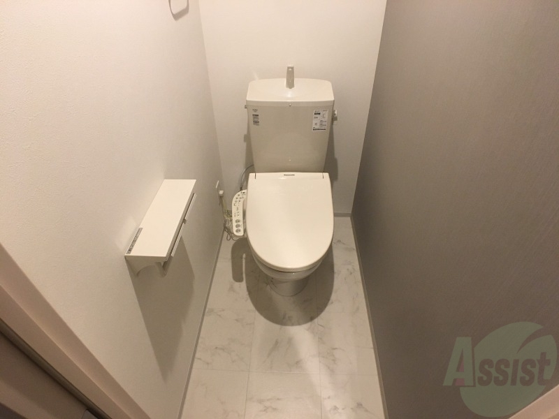 トイレ　ウォシュレット機能がついたトイレ。安心して使用できますね。