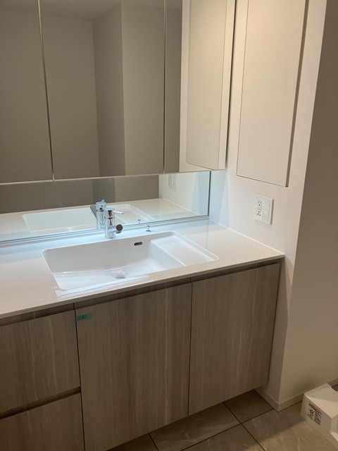 洗面設備　※写真は同タイプ住戸です。