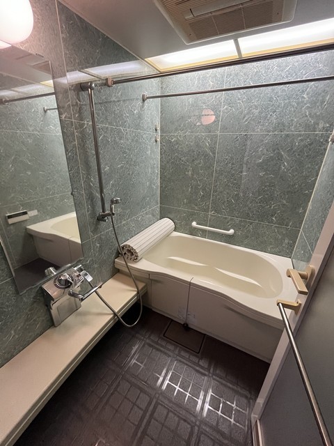 バス・シャワールーム　浴室