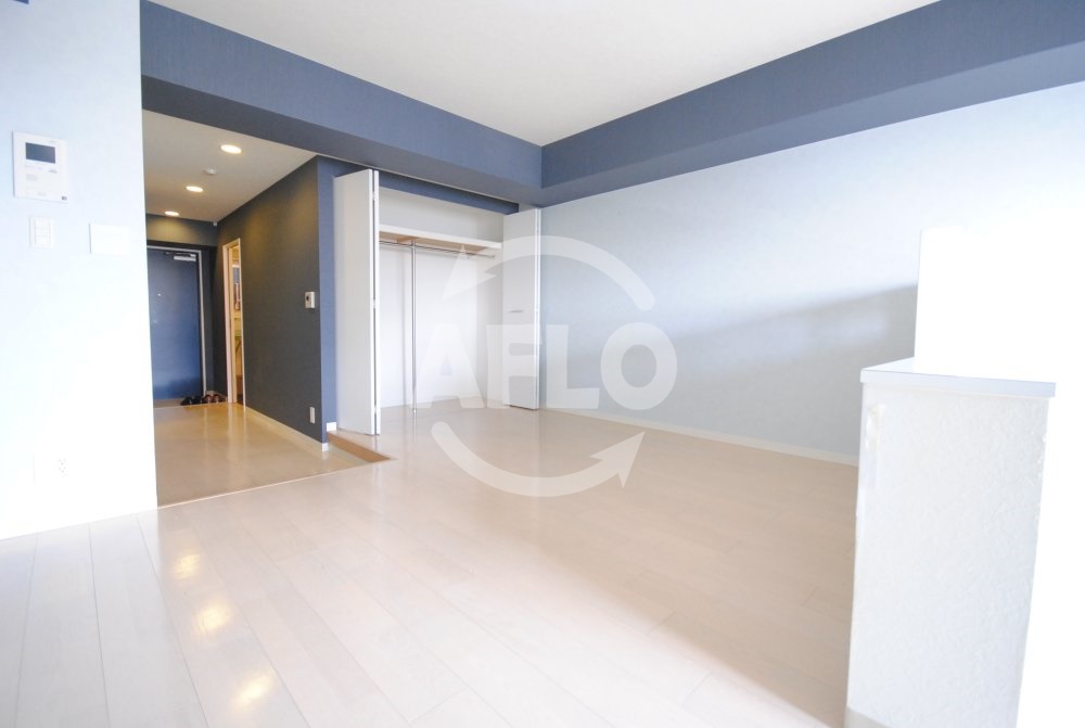 居室・リビング　クリスタルブライト天満橋リバーサイド　リビング