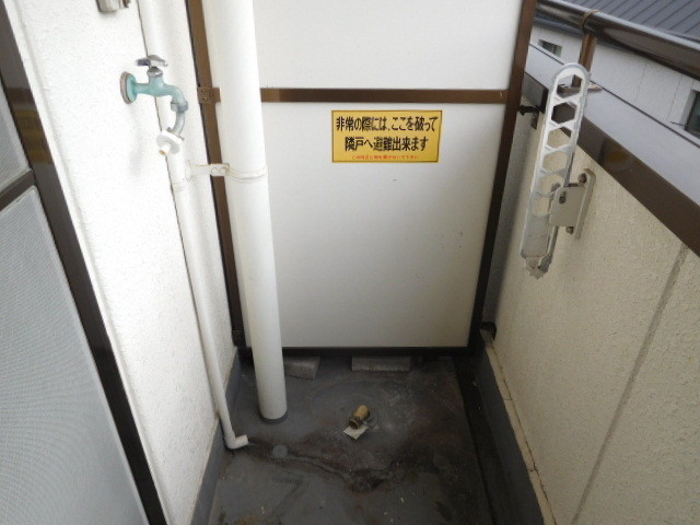 バルコニー　日当たりの良いバルコニー。