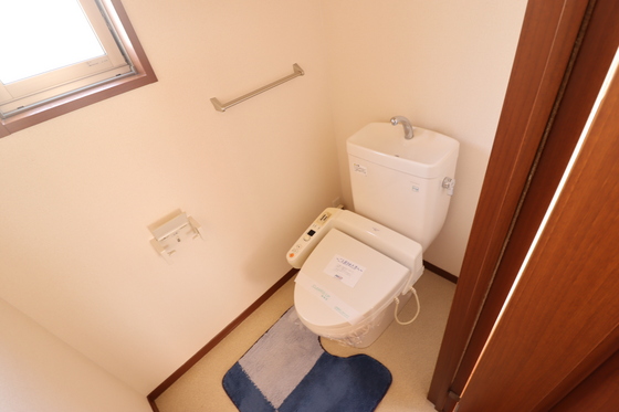 トイレ　※別部屋の写真です