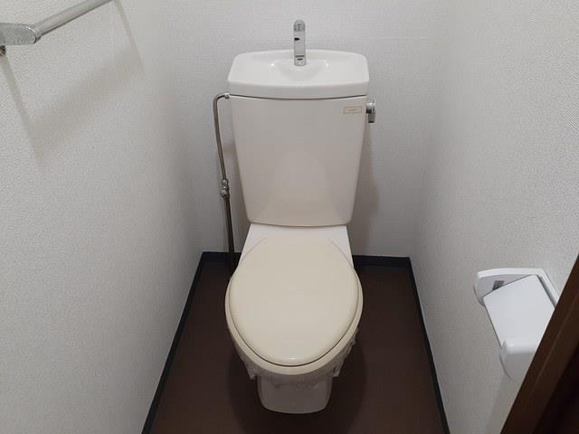 トイレ　温水洗浄便座