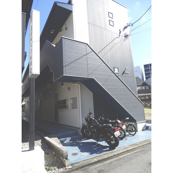 エントランス　フルレ