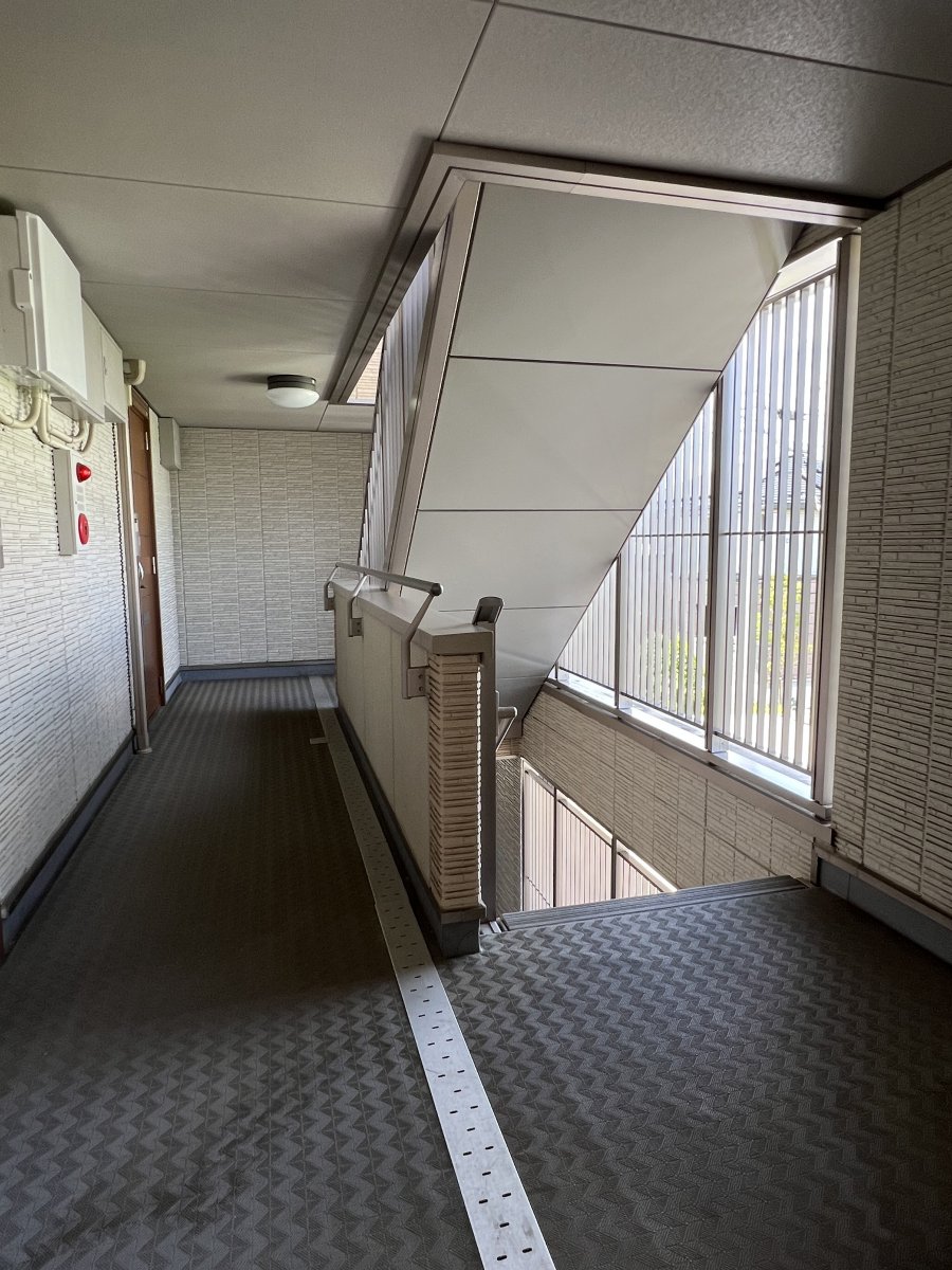 スーパー　おーばん山形嶋店（スーパー）まで567m