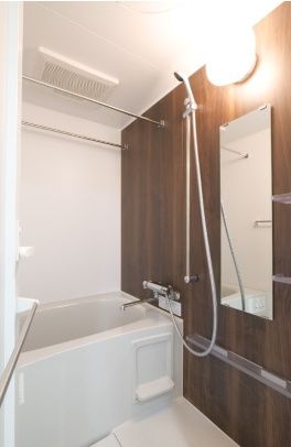 バス・シャワールーム　☆ゆったりくつろげるお風呂☆