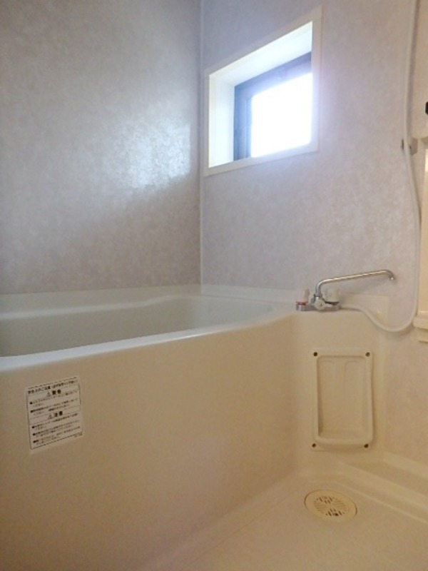 バス・シャワールーム　図面と現状に相違がある場合には現状を優先