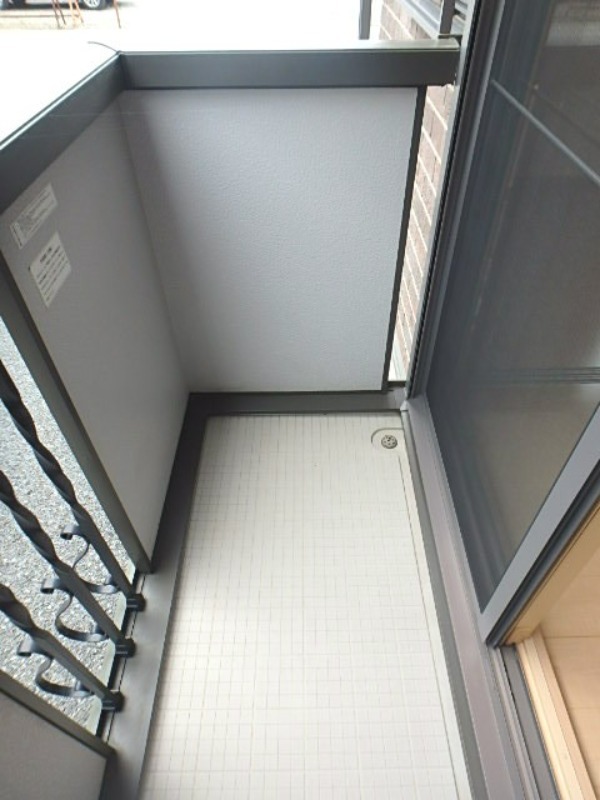 バルコニー　図面と現状に相違がある場合には現状を優先