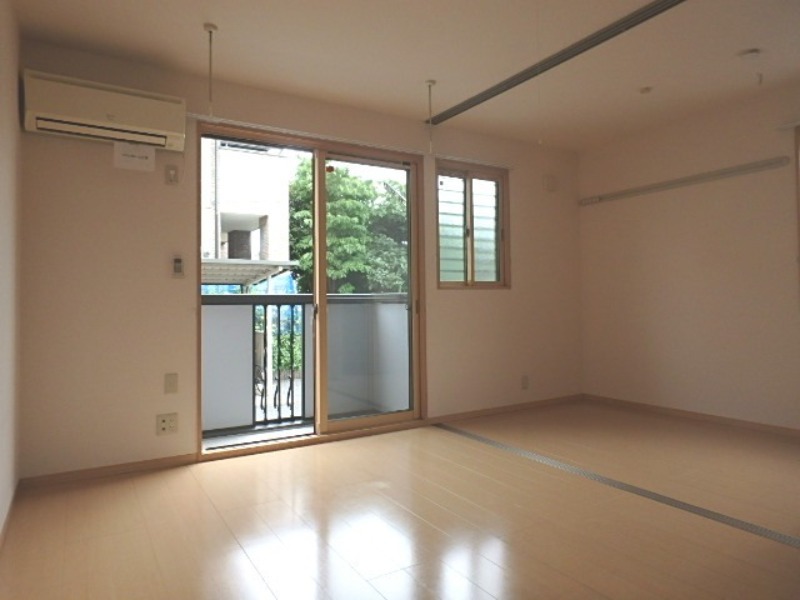 居室・リビング　図面と現状に相違がある場合には現状を優先