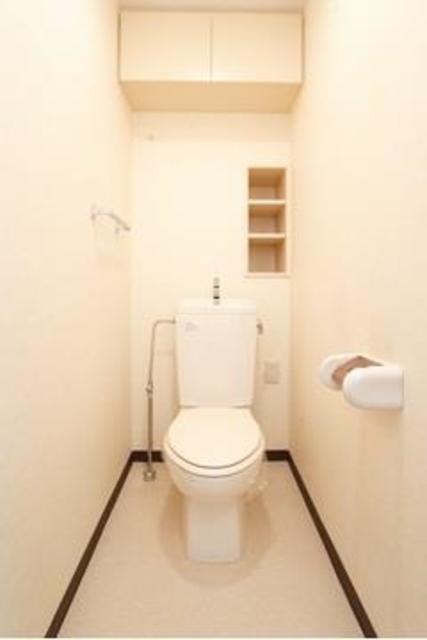 トイレ　※写真は同タイプ住戸です。