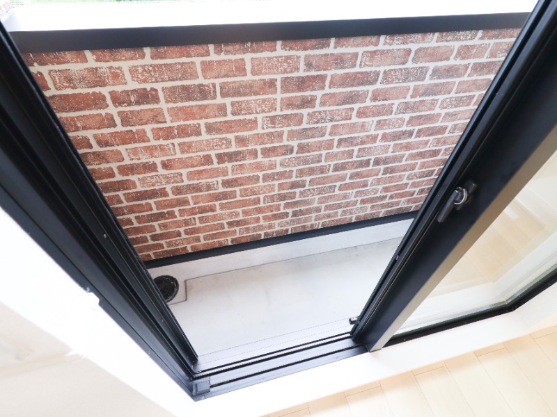 バルコニー　図面と現状に相違がある場合には現状を優先