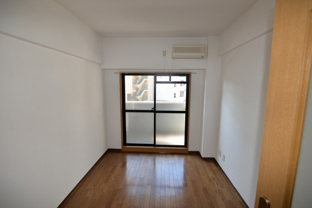 居室・リビング　写真は同マンションの他のお部屋のものです