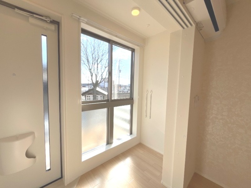 バルコニー　図面と現状に相違がある場合には現状を優先