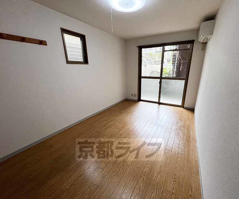 居室・リビング　ネット無料物件！