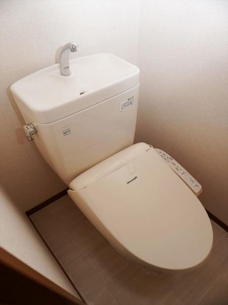 トイレ　トイレ