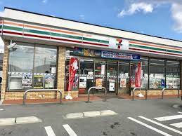 コンビニ　セブンイレブン滋賀日野高校前店（コンビニ）まで719m