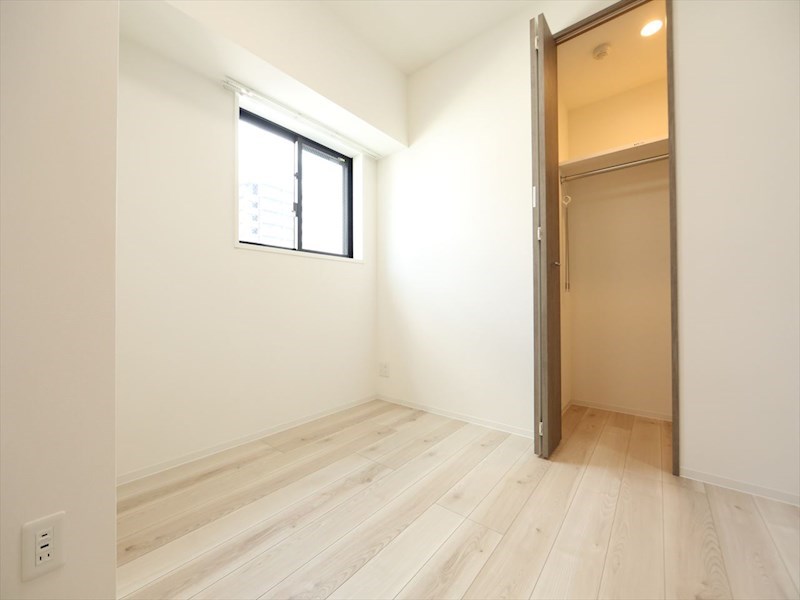 その他部屋・スペース　洋室4.9帖　クローゼット付（収納充実してます）