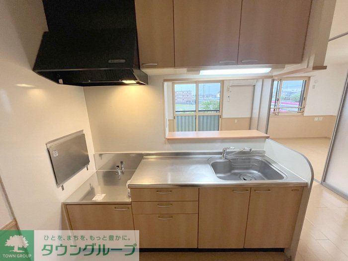 キッチン　お問合せはタウンハウジングまで！※現地待合わせ相談可能
