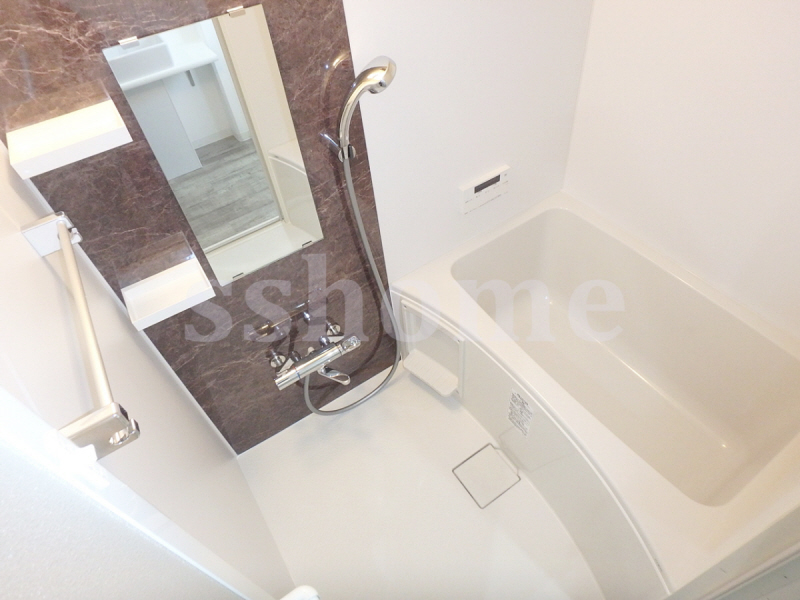 バス・シャワールーム　バスルーム