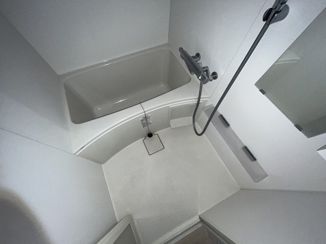 バス・シャワールーム　ゆったり過ごせるお風呂です