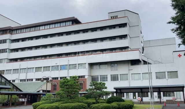 病院　武蔵野赤十字病院（病院）まで750m