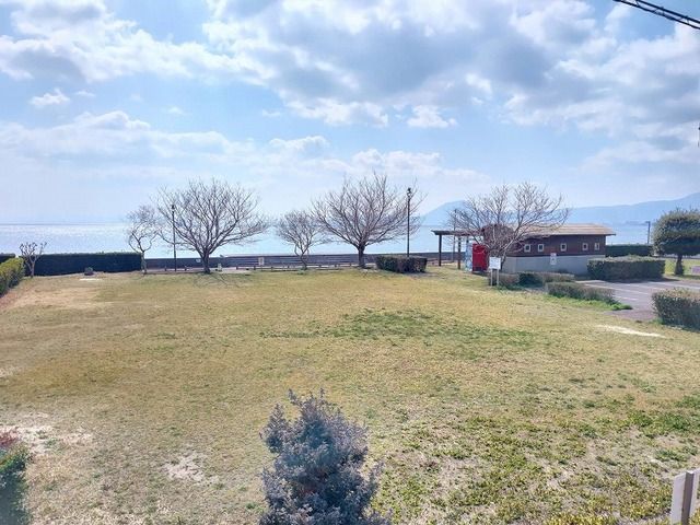公園　ふれあい広場（公園）まで100m