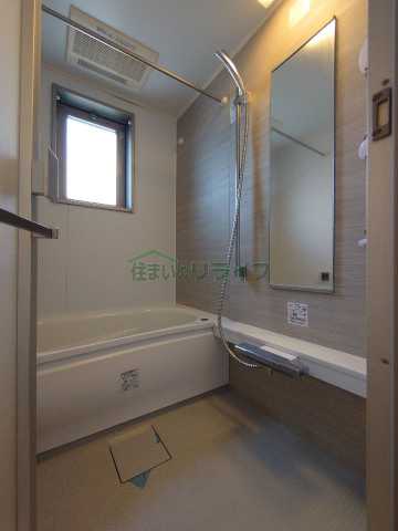 バス・シャワールーム　別部屋参考写真となります。
