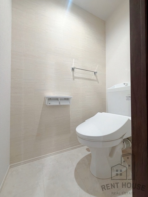 ディーレガシー中百舌鳥のトイレ写真