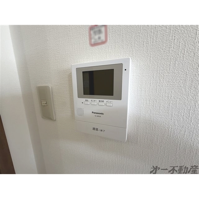 セキュリティ　モニター付きインターホン