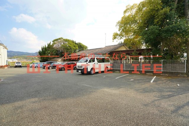駐車場　駐車場があります