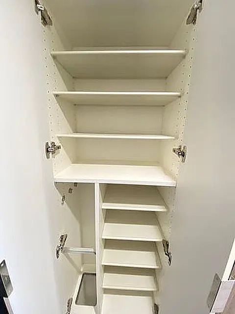 収納　シューズボックス