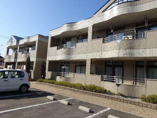 建物外観　外観写真（昼）