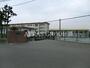 中学校　茅ヶ崎市立松林中学校（中学校）まで933m