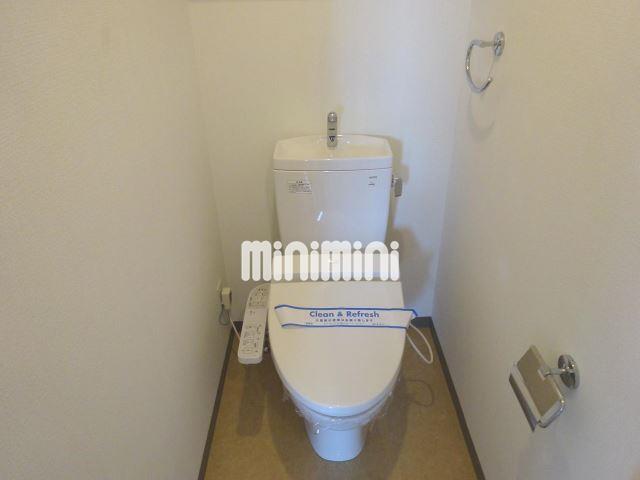 トイレ　ウォシュレット付きのトイレです