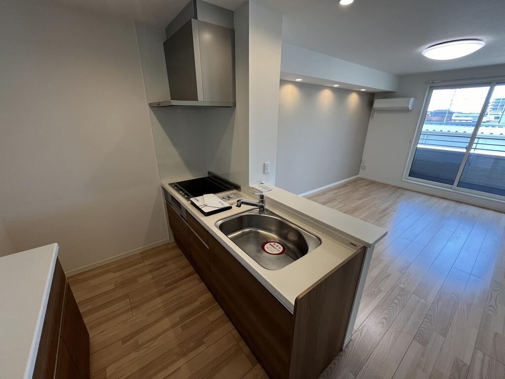 キッチン　同建物別号別間取り参考