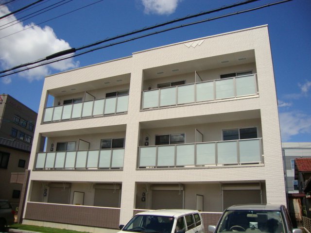 建物外観　外観写真（昼）