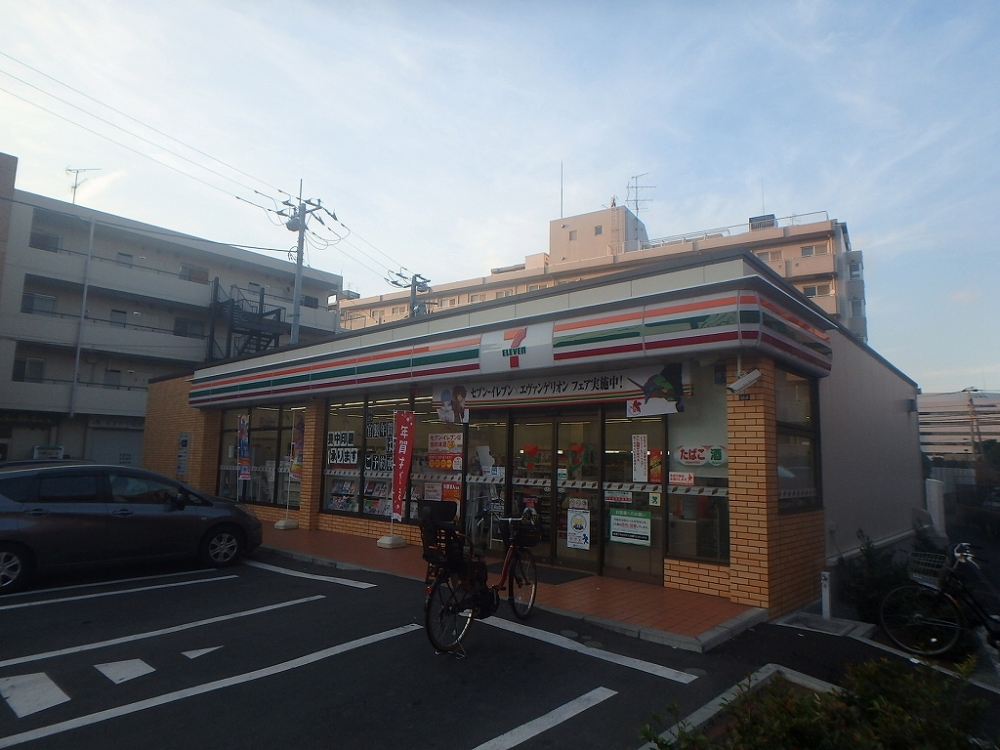 コンビニ　セブンイレブン「横浜鴨居1丁目店」（コンビニ）まで226m