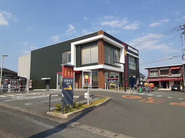 飲食店　マクドナルド健軍店（飲食店）まで750m