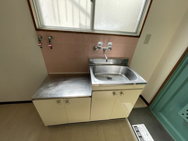 キッチン　(参考)同マンション他部屋の写真