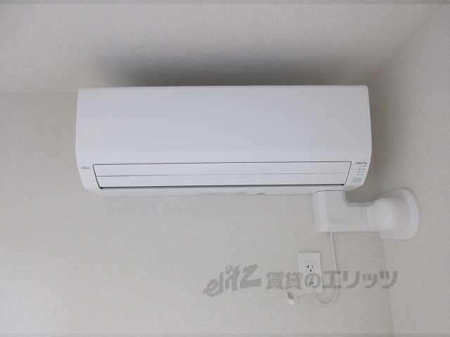 その他設備　洋室エアコン