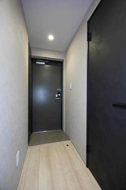 玄関　※写真は同タイプ住戸です。