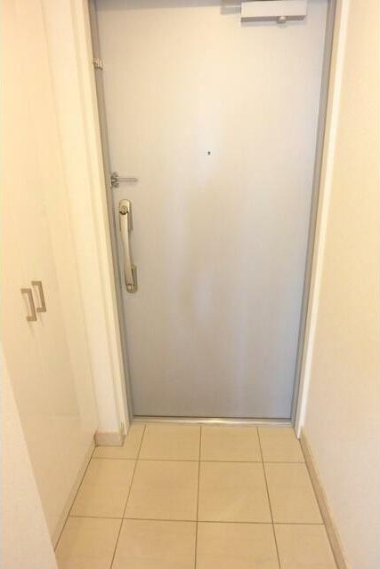 玄関　別タイプ部屋　参考写真です