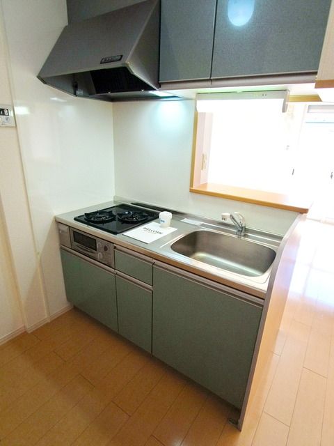 キッチン　☆ガス２口システムキッチンです