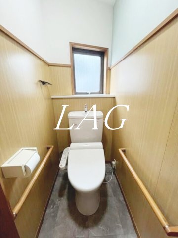 トイレ　トイレです。